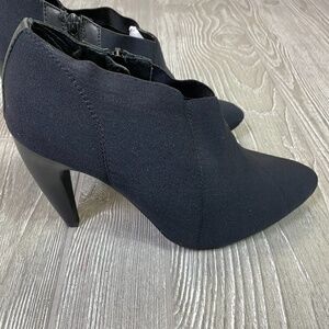 JEFFREY CAMPBELL Heeled Bootie Women's size 8.5 Black Pointed Toe Stiletto